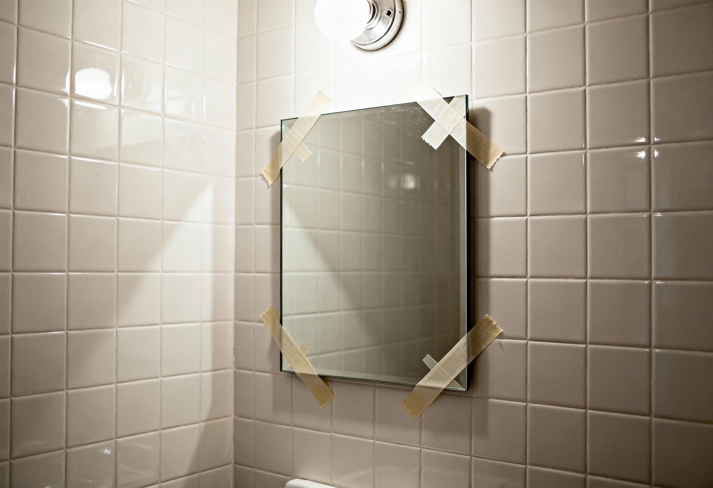 Montera spegel på kakel – Våra bästa tips